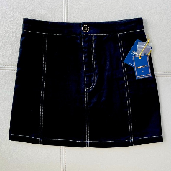 NWT! ZARA High-Waist A-Skirt Mini Skirt in Black Size Small - Picture 9 of 9